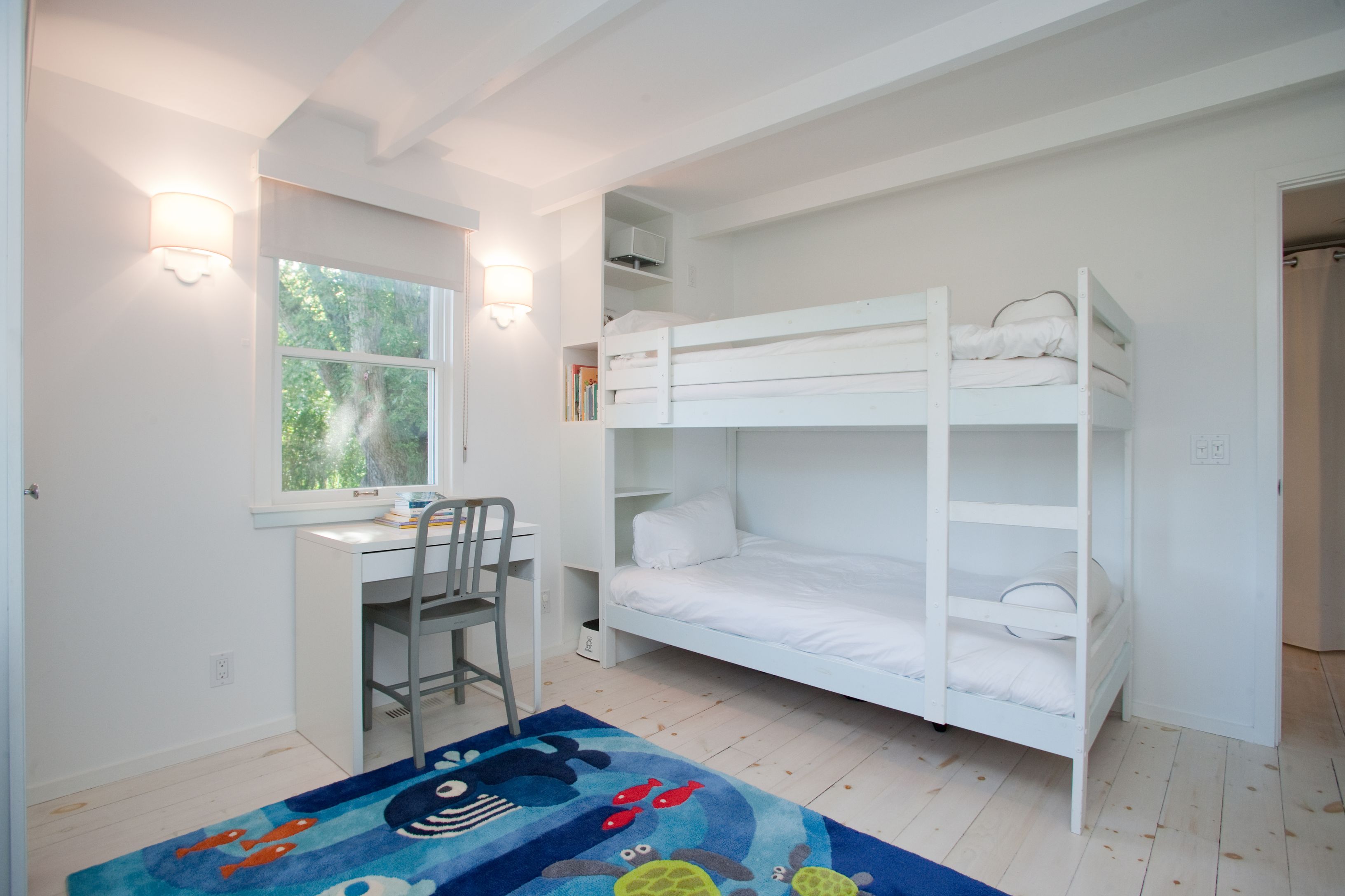 195 Oak Street Bridgehampton, NY 11932 - Photo 10 of 11