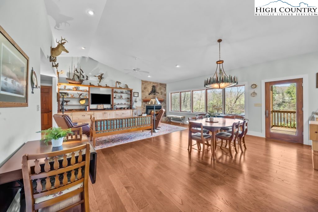 342 Ripshin Lake Road Roan Mountain, TN 37687 - Photo 21 of 50 Gallery Image 21