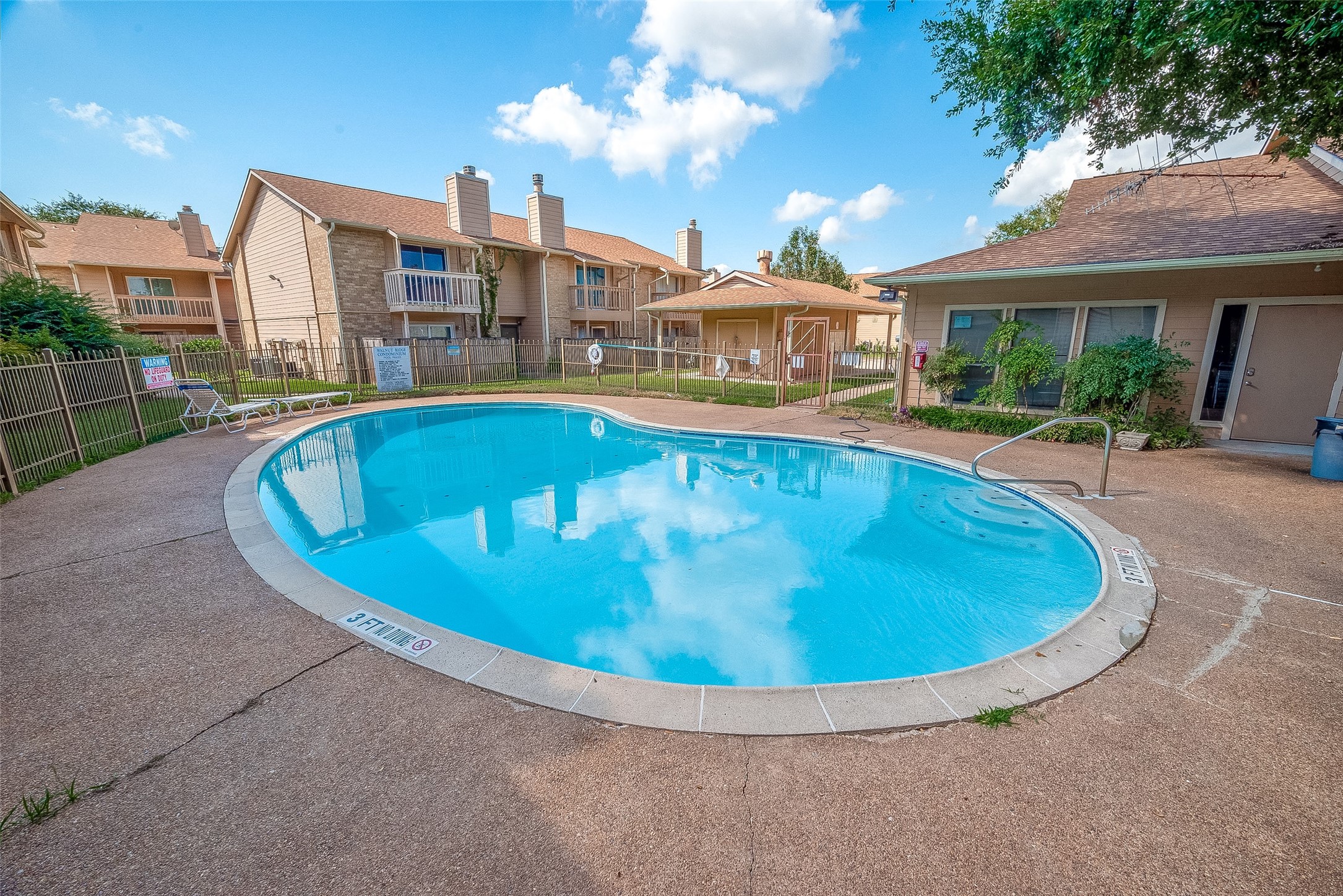 1505 Ward Road, Unit 214 Baytown, TX 77520 - Photo 22 of 48