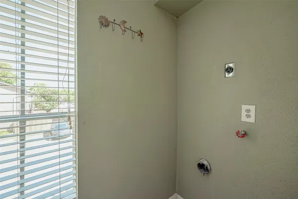 $60,000 | 1505 Ward Road, Unit 214, Baytown, TX 77520