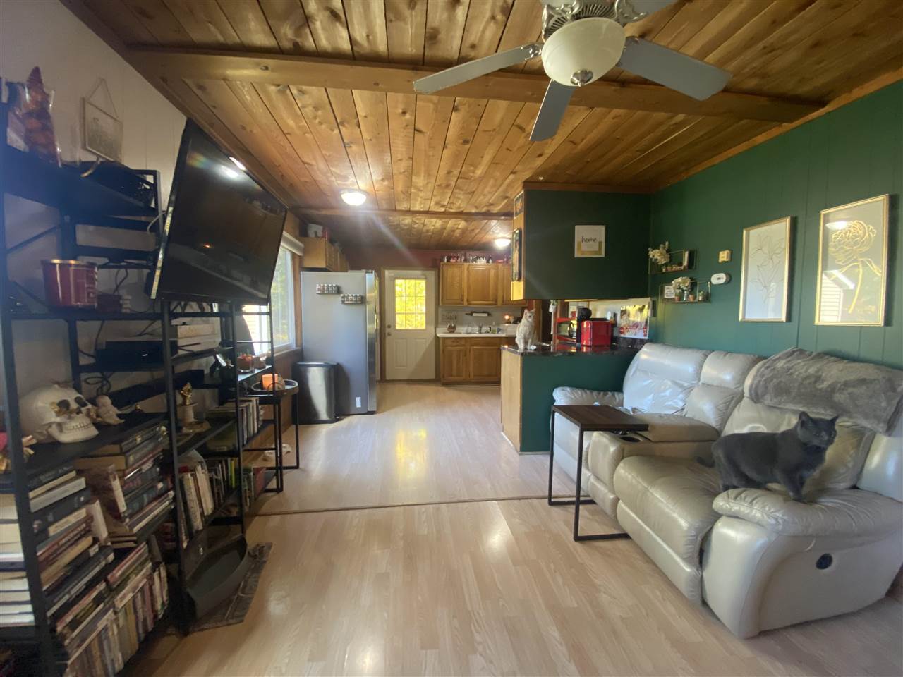 1413 North Lamb Road Interlochen, MI 49643 - Photo 11 of 32 1894489-10.JPG