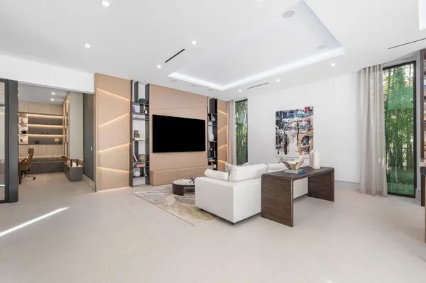 $21,500,000 | 234 Alexander Palm Road, Boca Raton, FL 33432