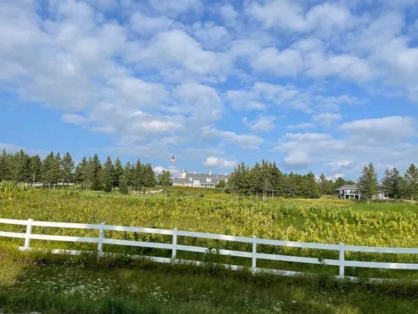 $799,000 | 6860 Bay Shore Drive, Egg Harbor, WI 54209