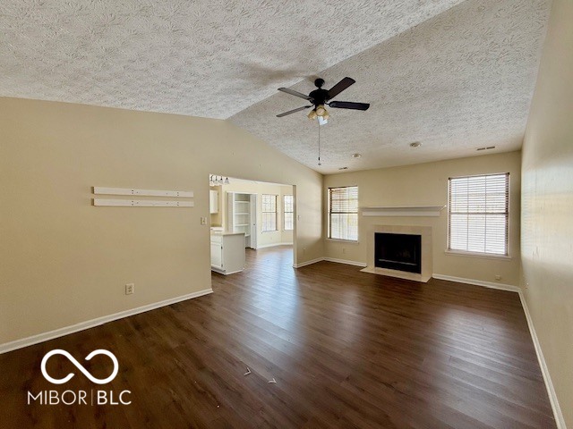 143 Tracy Ridge Boulevard Whiteland, IN 46184 - Photo 5 of 23