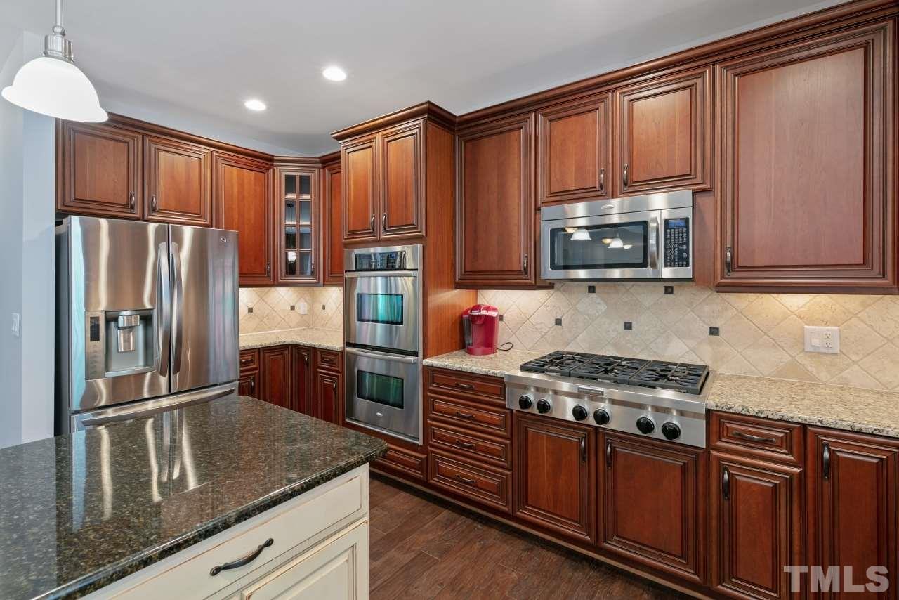 2216 Wood Cutter Court Raleigh, NC 27606 - Photo 11 of 30 Gallery Image 11