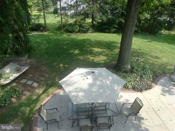 262 Hickory Road Yardley, PA 19067 - Photo 19 of 22
