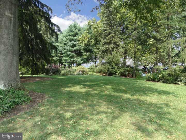 262 Hickory Road Yardley, PA 19067 - Photo 21 of 22