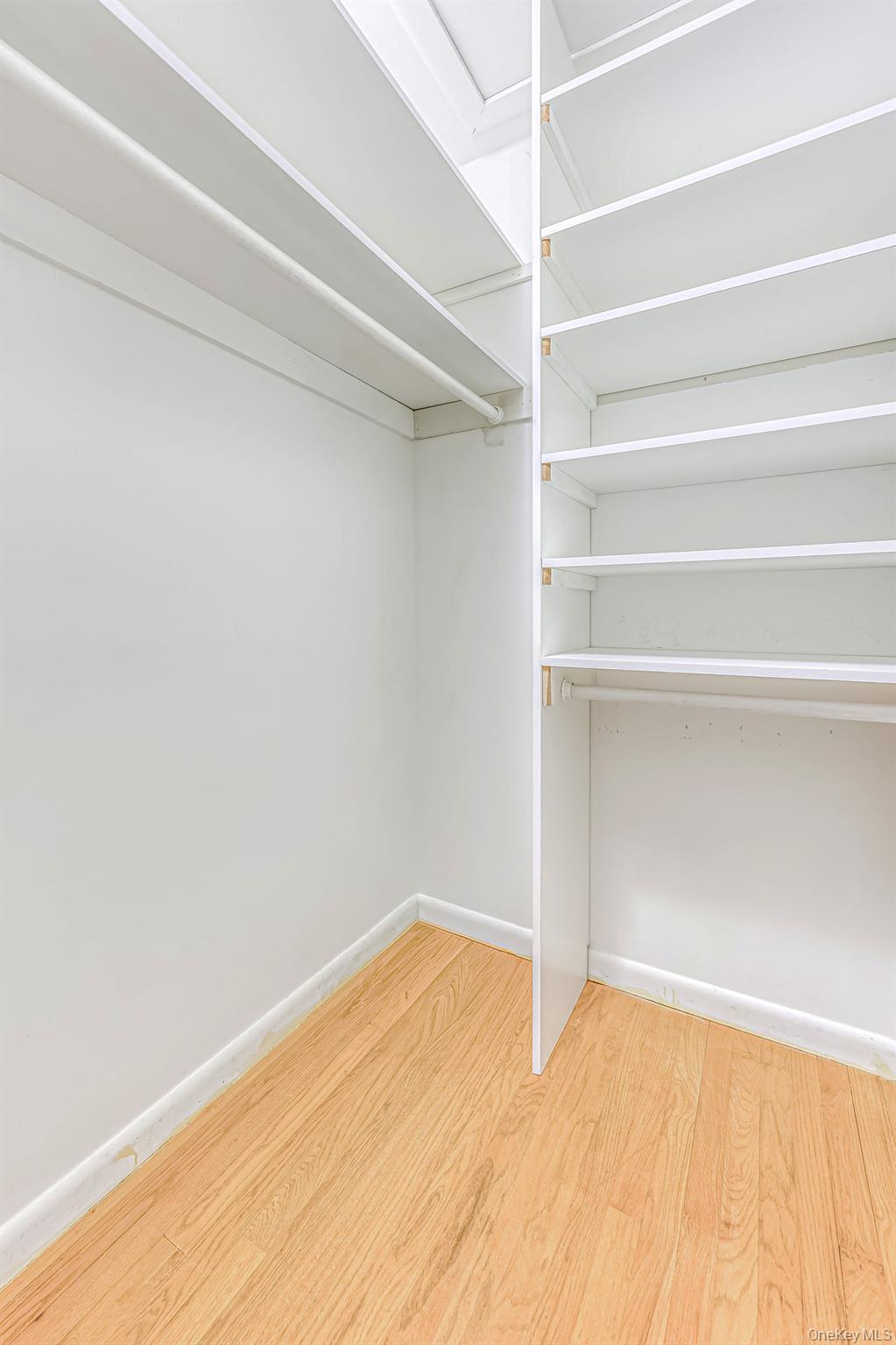 17 Cragmere Road Suffern, NY 10901 - Photo 16 of 32 Gallery Image 16