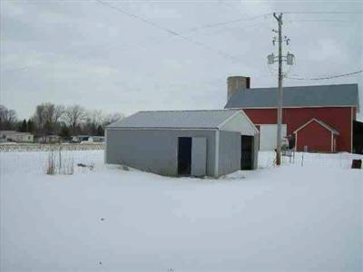 433 Main Elsie, MI 48831 - Photo 4 of 4 20117117-3.JPG