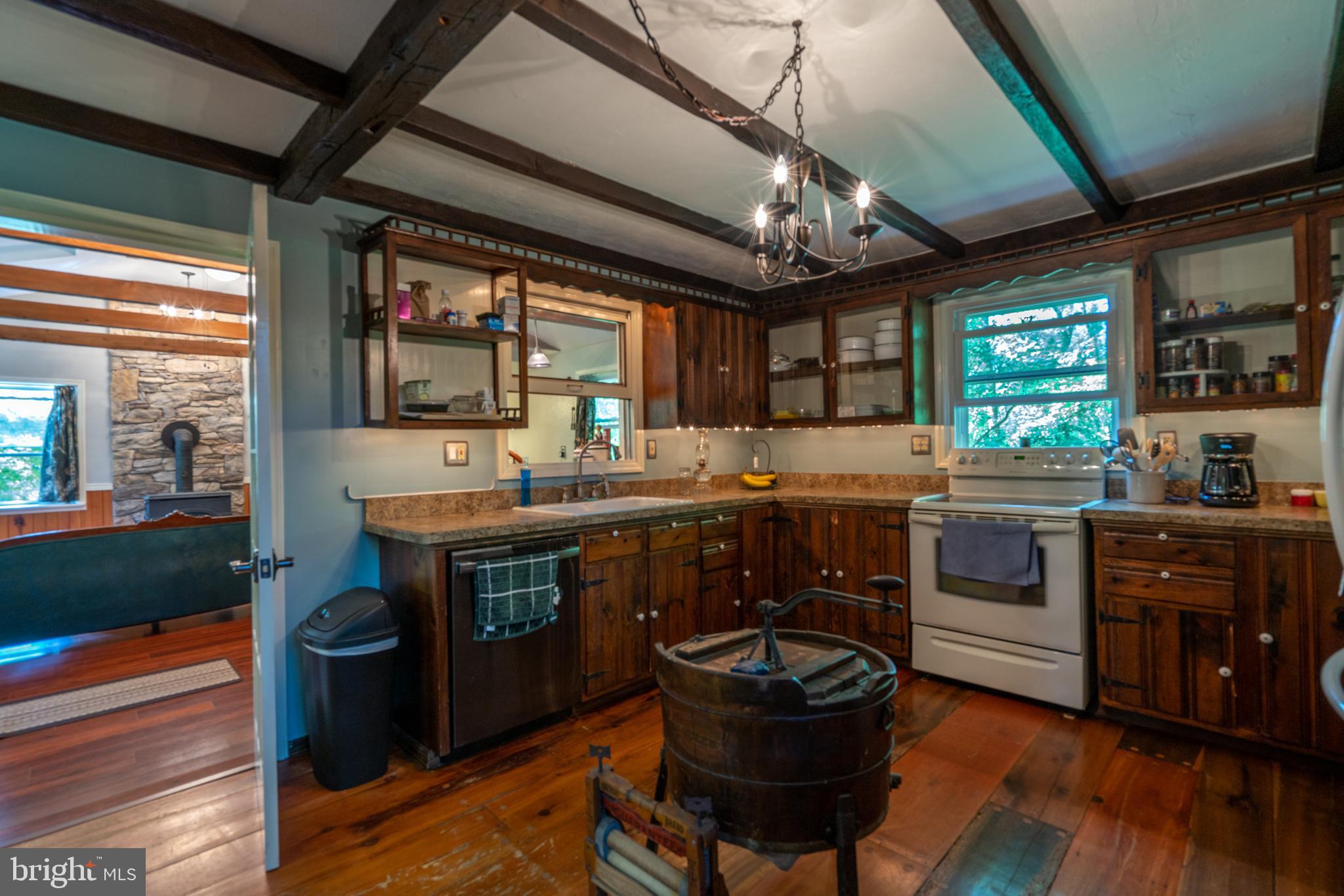 3228 Hillegass Road Pennsburg, PA 18073 - Photo 8 of 45 Gallery Image 8