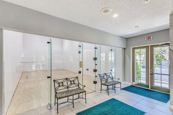 $3,500 | 284 Village Boulevard, Unit 9307, Tequesta, FL 33469