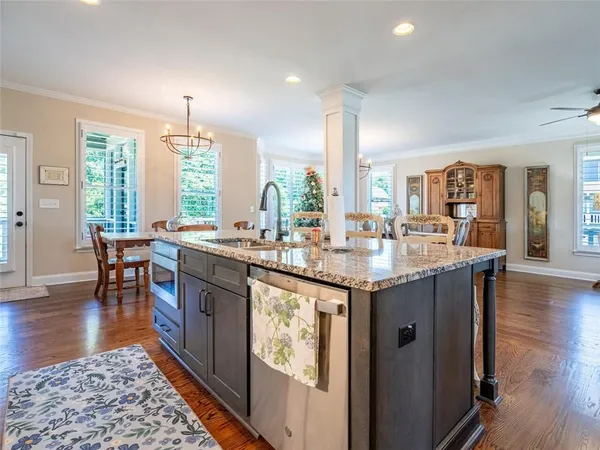 $709,900 | 96 River Walk Parkway, Euharlee, GA 30145