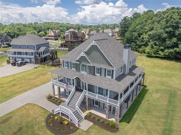 $709,900 | 96 River Walk Parkway, Euharlee, GA 30145