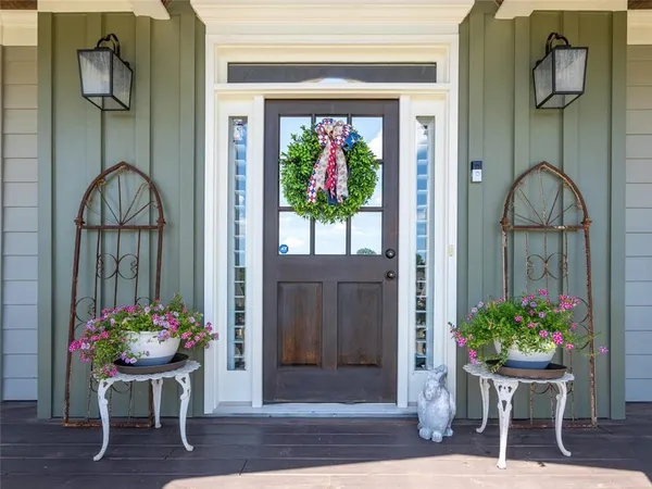 $709,900 | 96 River Walk Parkway, Euharlee, GA 30145