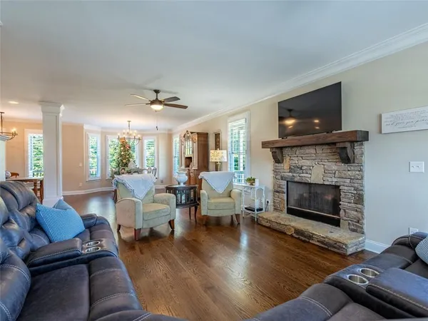 $709,900 | 96 River Walk Parkway, Euharlee, GA 30145