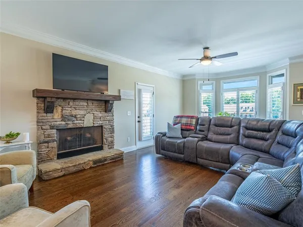 $709,900 | 96 River Walk Parkway, Euharlee, GA 30145