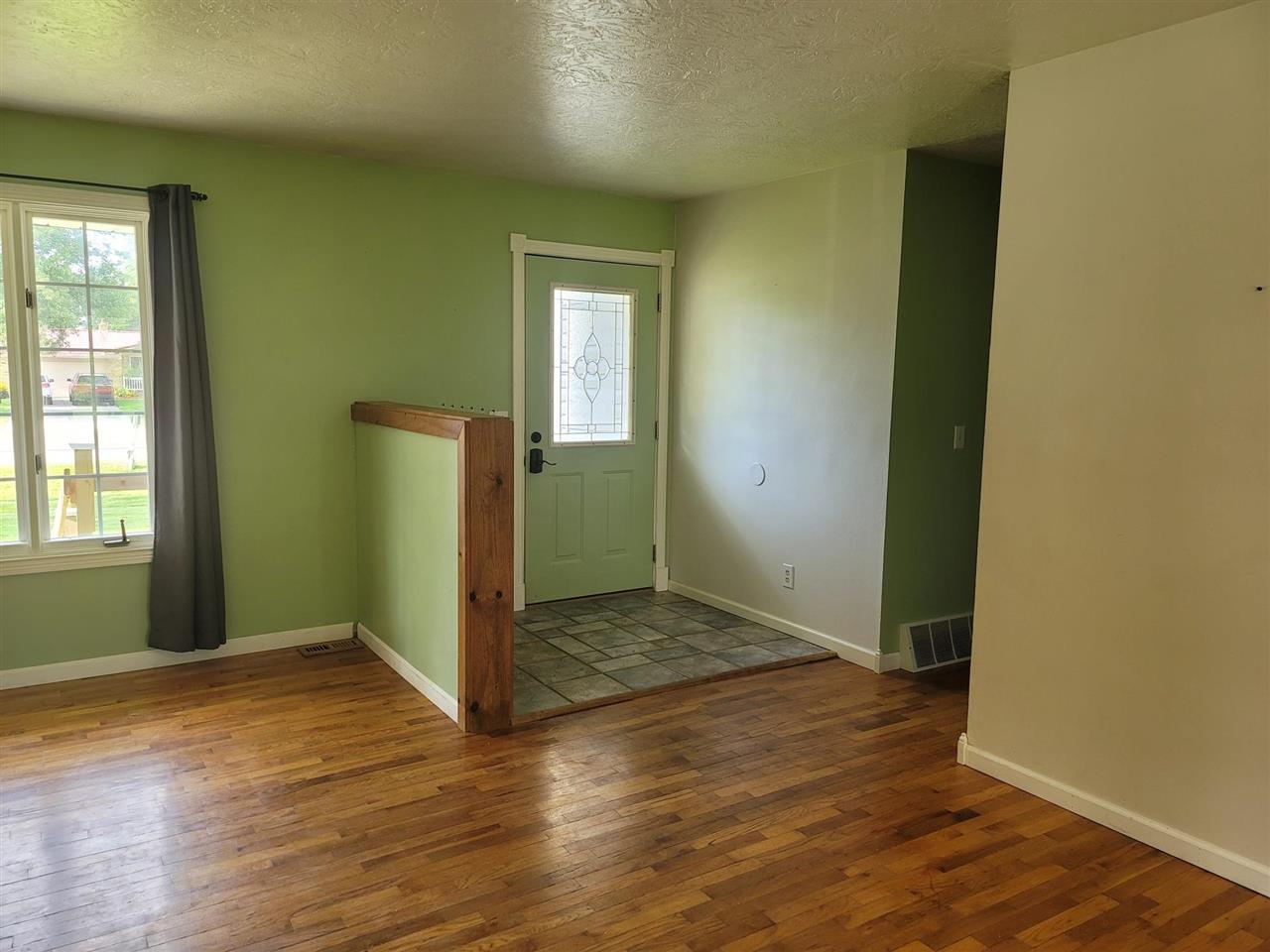 2428 East Dodge Road Clio, MI 48420 - Photo 6 of 40 50052094-5.JPG