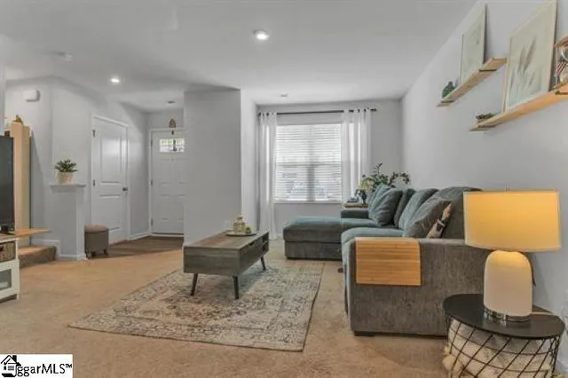 $1,600 | 34 Tidworth Drive, Greer, SC 29651