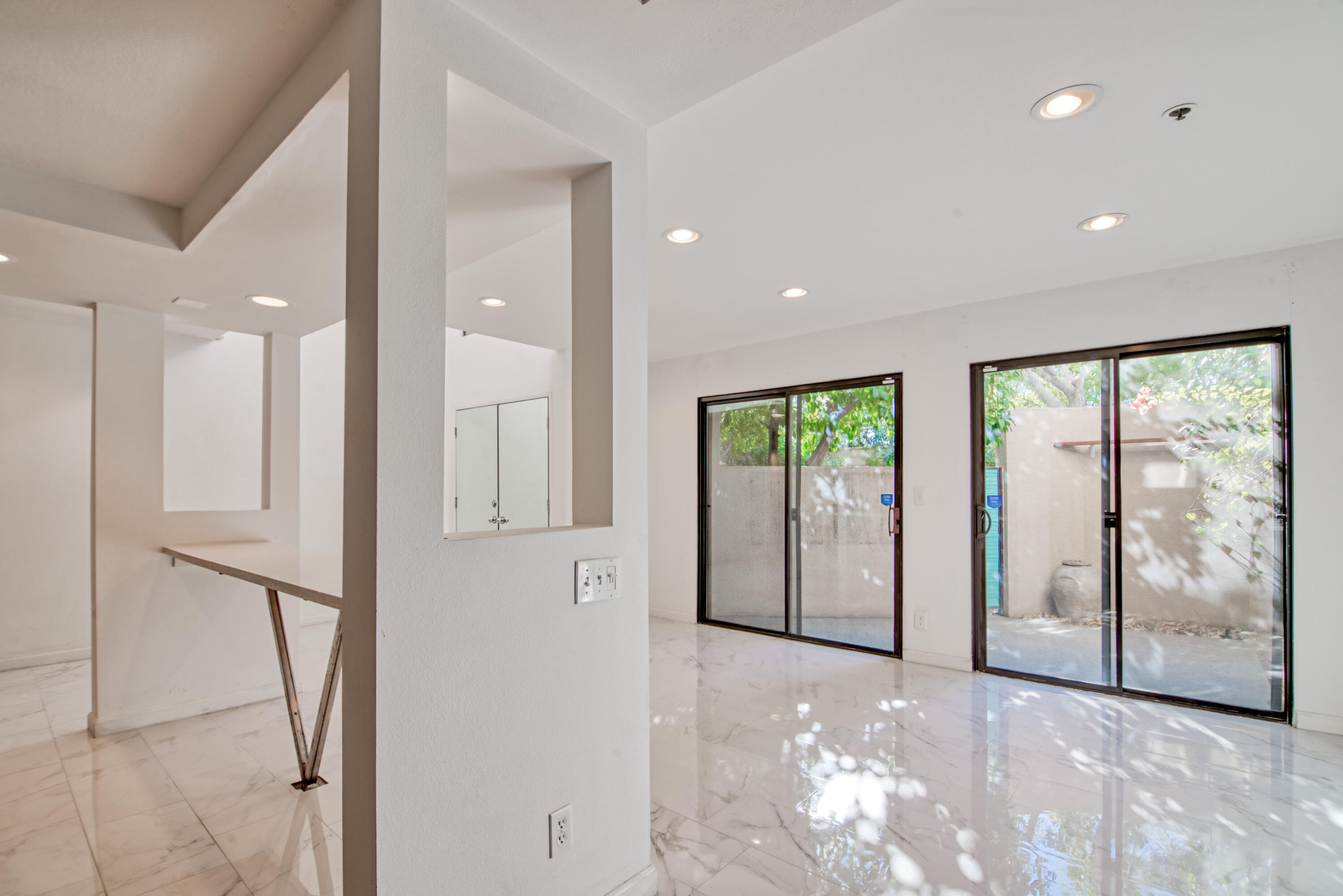 867 Village Square South Palm Springs, CA 92262 - Photo 19 of 36 12