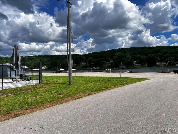 $6,500 | 5918 Valley Drive, French Village, MO 63036