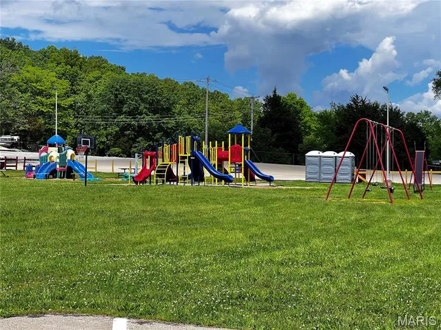 $6,500 | 5918 Valley Drive, French Village, MO 63036