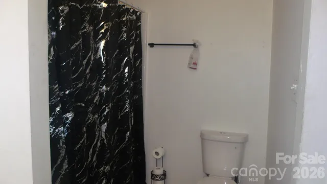 $214,900 | 122 College Street, Chester, SC 29706