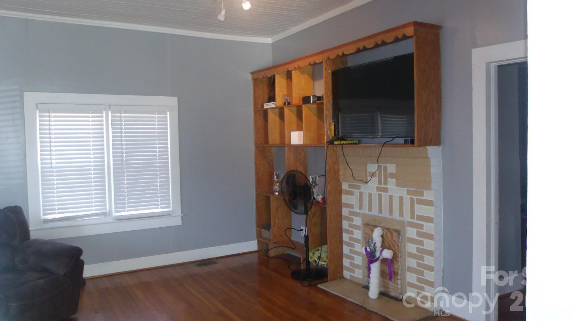 122 College Street Chester, SC 29706 - Photo 7 of 18