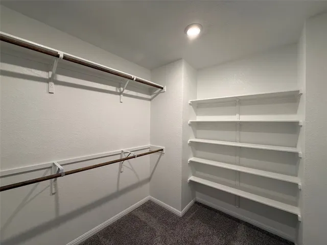 $2,295 | 953 Lone Peak Way, Dripping Springs, TX 78620