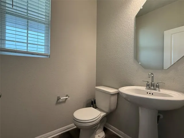 $2,295 | 953 Lone Peak Way, Dripping Springs, TX 78620