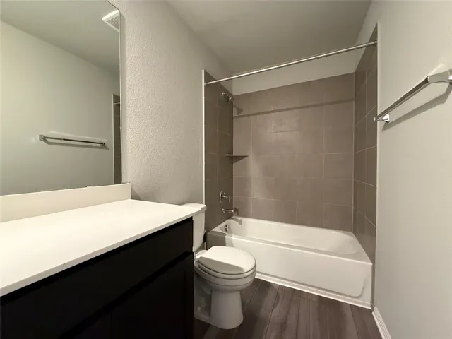 $2,295 | 953 Lone Peak Way, Dripping Springs, TX 78620