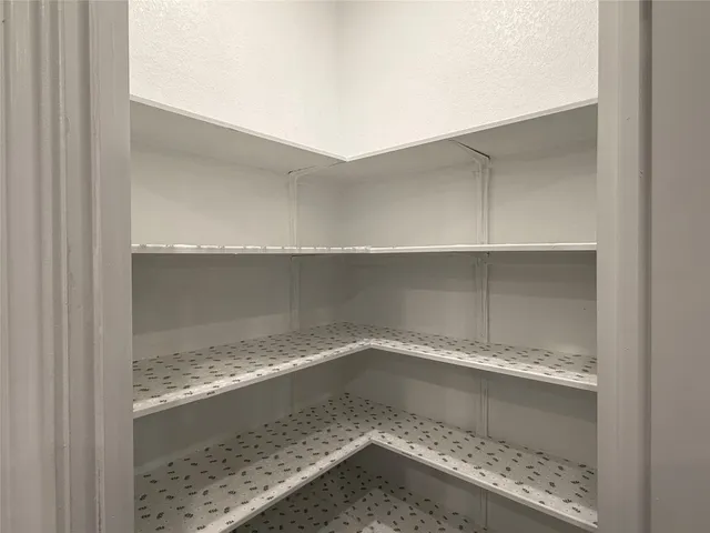 $2,295 | 953 Lone Peak Way, Dripping Springs, TX 78620