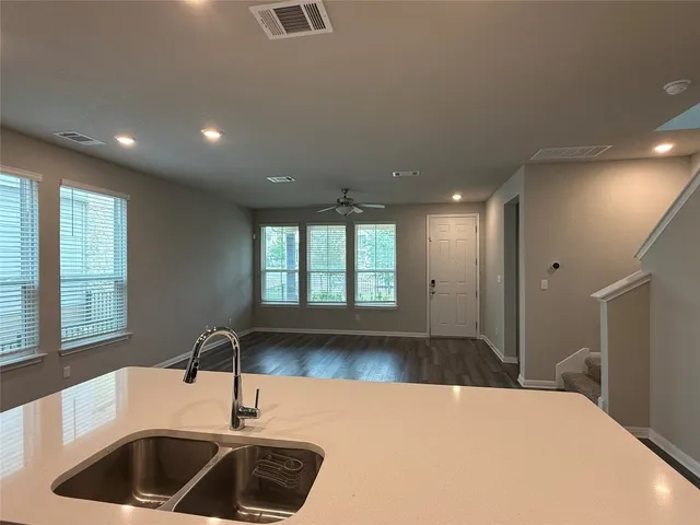 $2,295 | 953 Lone Peak Way, Dripping Springs, TX 78620