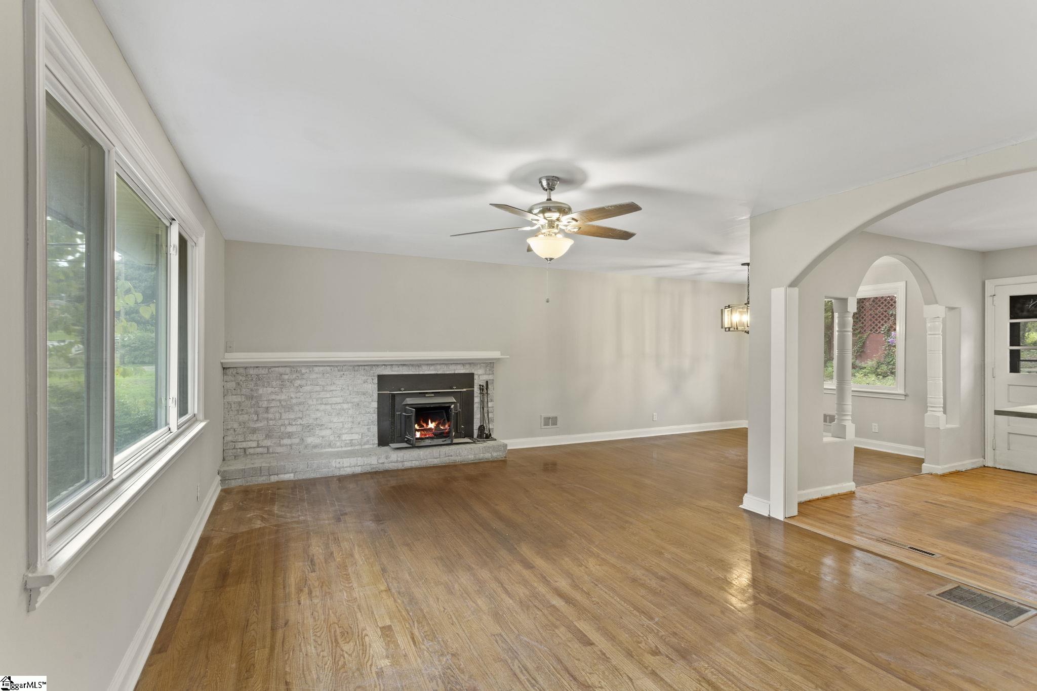 106 Chesterfield Road Greenville, SC 29605 - Photo 6 of 30 Gallery Image 6