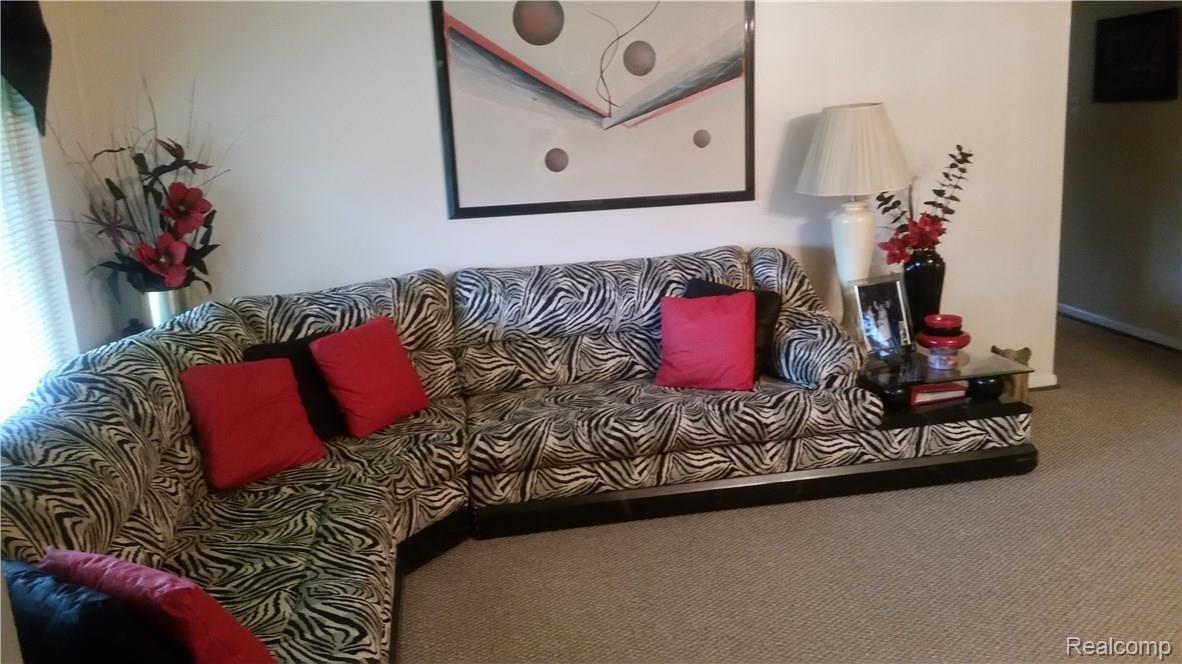 24834 Ridgecroft Avenue Eastpointe, MI 48021 - Photo 2 of 14 Living Room.jpg