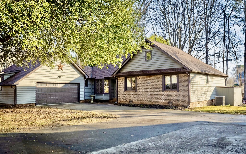 2512 Cobbs Way Anderson, SC 29621 - Photo 1 of 30