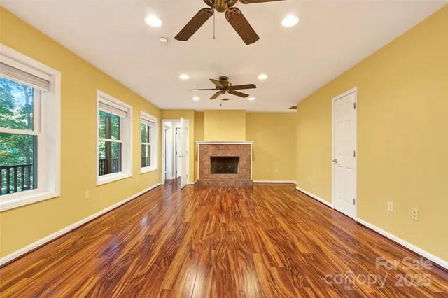 a view of room with window