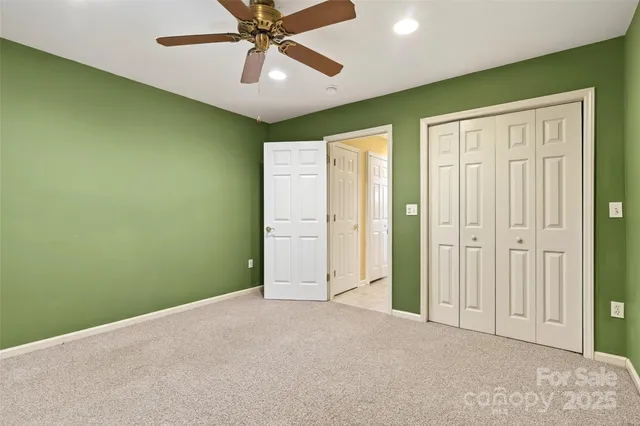 a view of an mountain and an outdoor space