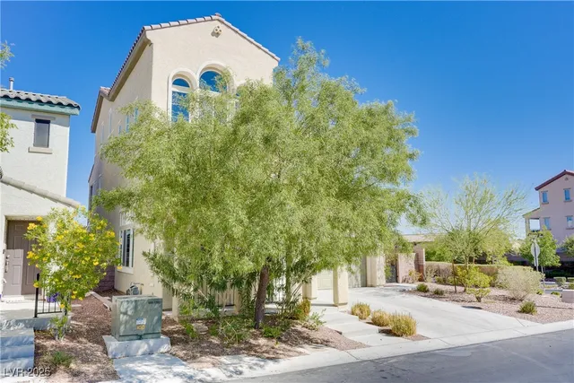 $2,769 | 6632 Ditmars Street, Las Vegas, NV 89166