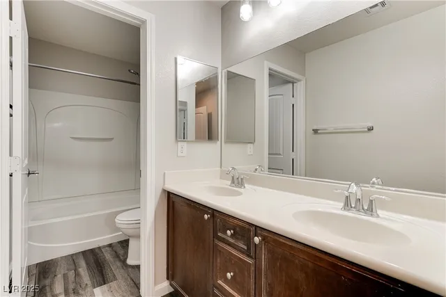 $2,769 | 6632 Ditmars Street, Las Vegas, NV 89166