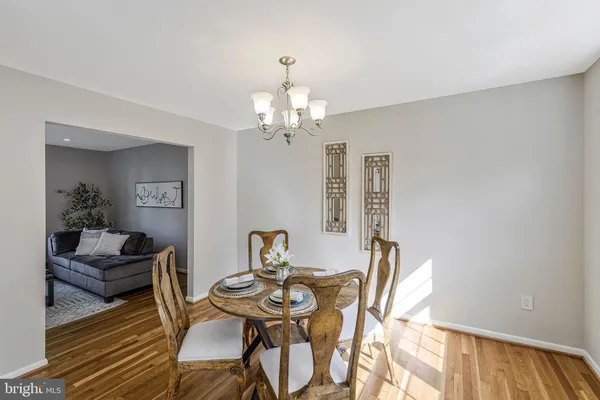 $1,299,990 | 1709 Pebble Beach Drive, Vienna, VA 22182