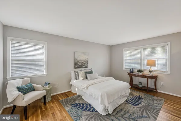 $1,299,990 | 1709 Pebble Beach Drive, Vienna, VA 22182