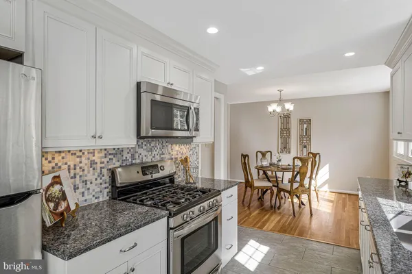 $1,299,990 | 1709 Pebble Beach Drive, Vienna, VA 22182