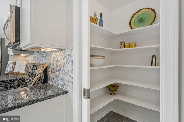 $1,299,990 | 1709 Pebble Beach Drive, Vienna, VA 22182