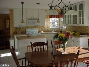 121 Swordfish Road Manahawkin, NJ 08050 - Photo 5 of 11