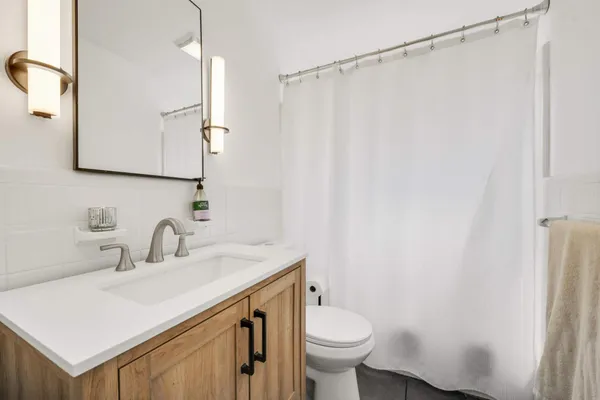 $525,000 | 5828 Lyndale Avenue South, Minneapolis, MN 55419