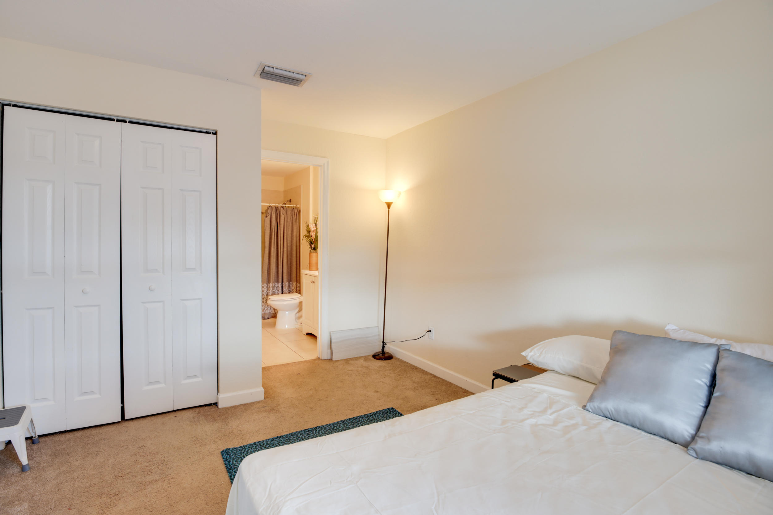 1239 Brown Road Lantana, FL 33462 - Photo 22 of 33 1239 Brown Rd (23)