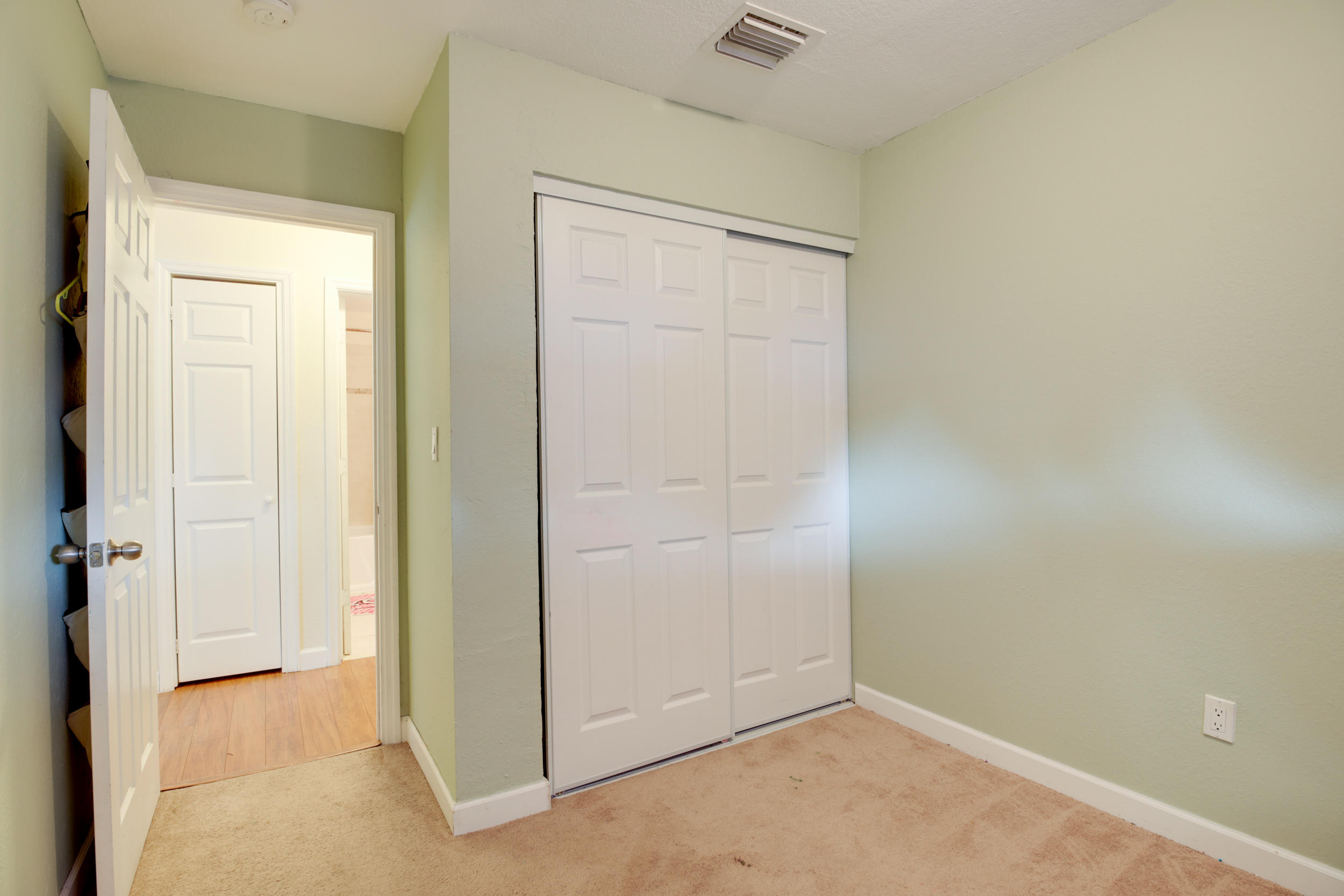 1239 Brown Road Lantana, FL 33462 - Photo 25 of 33 1239 Brown Rd (26)