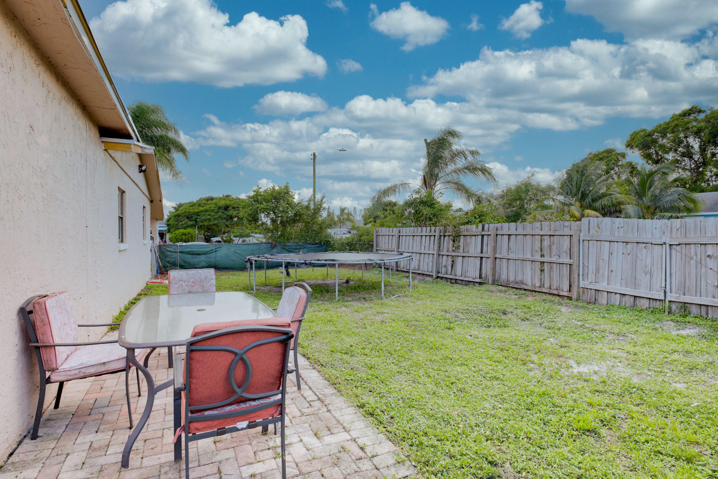 1239 Brown Road Lantana, FL 33462 - Photo 31 of 33 1239 Brown Rd (33)