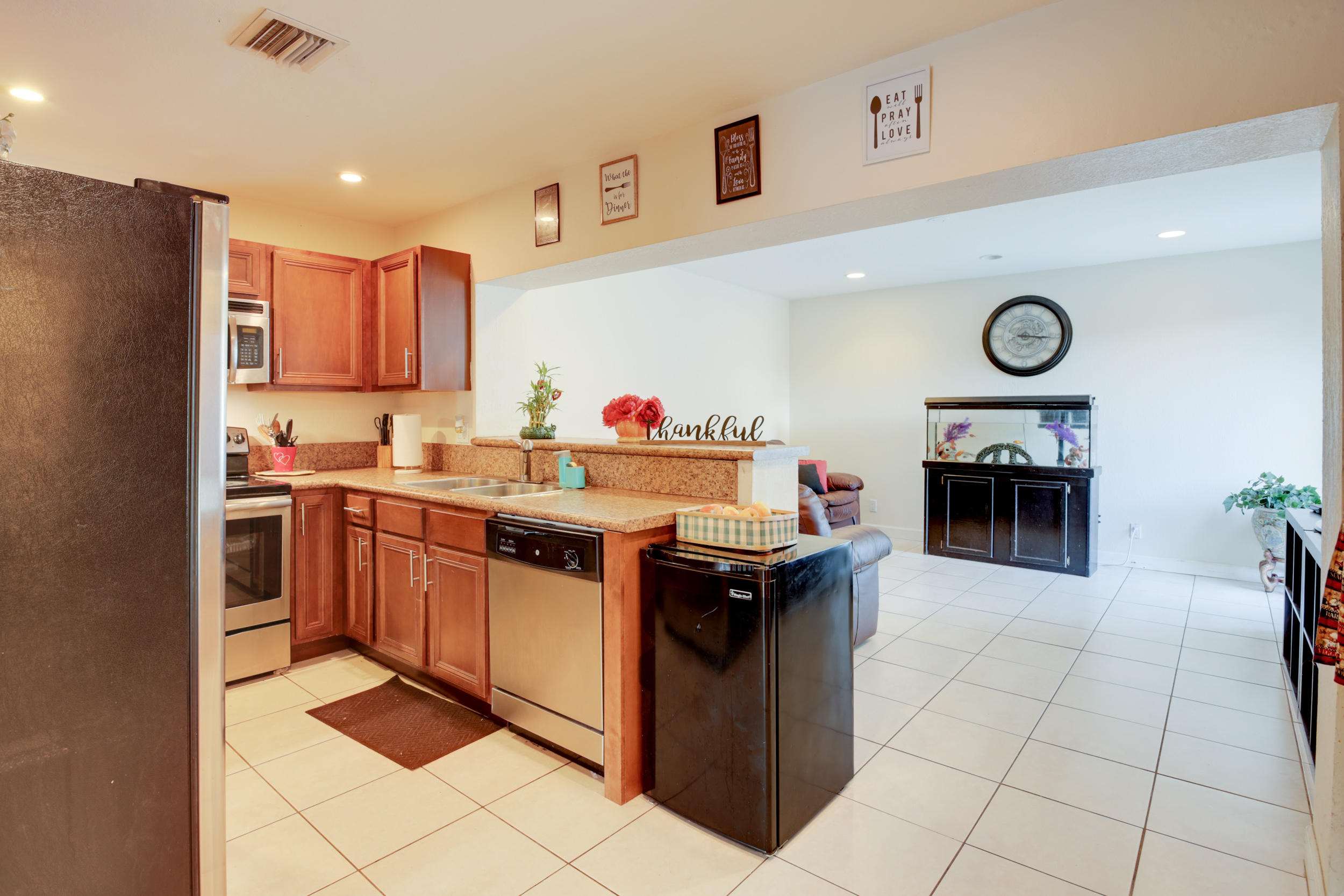 1239 Brown Road Lantana, FL 33462 - Photo 8 of 33 1239 Brown Rd (8)