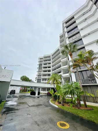 a view of multiple house with outdoor space